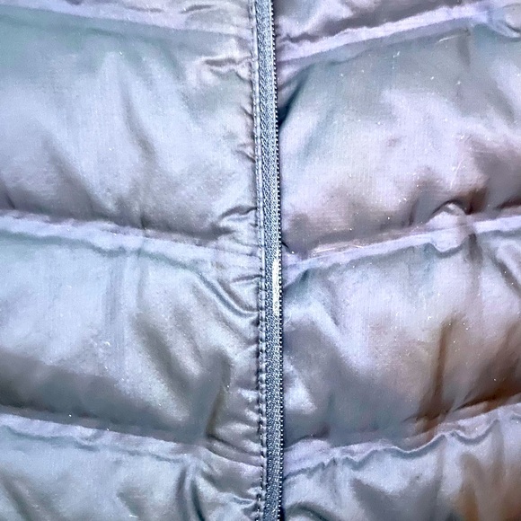 Uniqlo Ultra Light Down Jacket (Men’s Small) - Picture 9 of 9